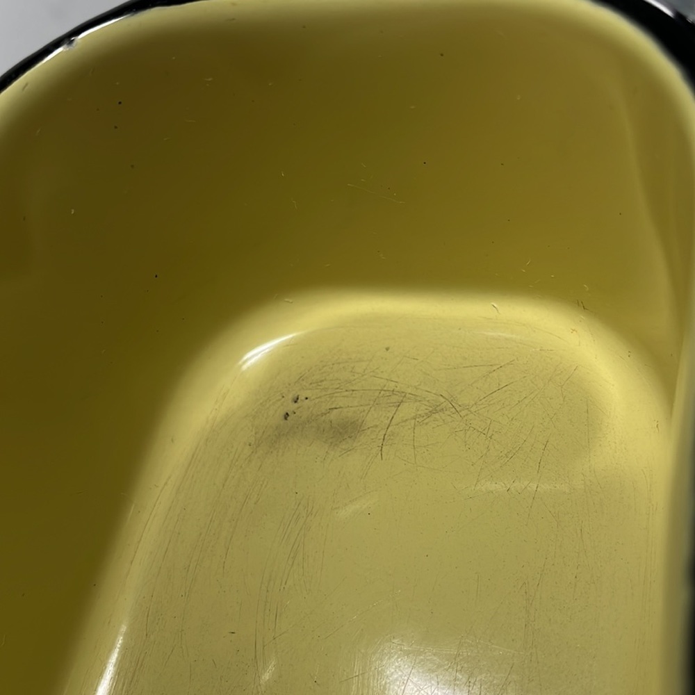 Vintage Beco Ware Refrigerator Dish Yellow Enamel Metal Black‎ Trim Glass Lid - Picture 12 of 13